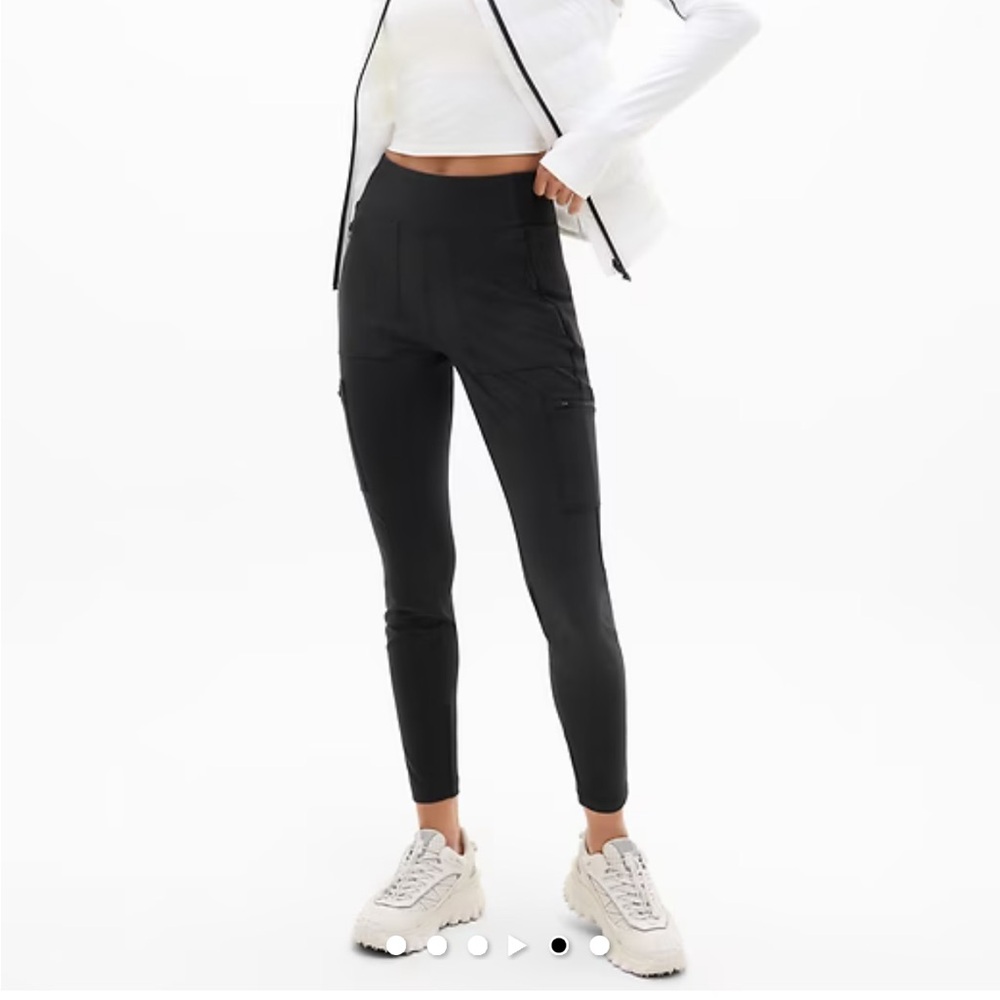 Athleta Headlands Hybrid High Rise Cargo Legging size 10 Black